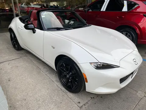 Mazda MX-5 i Sport usado (2019) color Blanco Perla financiado en mensualidades(enganche $83,750 mensualidades desde $9,091)