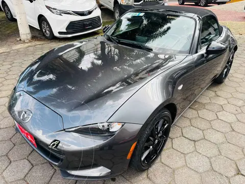 Mazda MX-5 i Sport usado (2021) color Gris financiado en mensualidades(enganche $101,319 mensualidades desde $8,999)