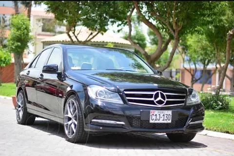 Mercedes Benz Clase C  180 usado (2011) color Negro precio u$s11,500