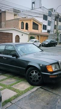 Mercedes Benz Clase E (SEDAN) 240 Elegancev6,2.4i,18v A 2 1 usado (1988) color Negro precio u$s3,800