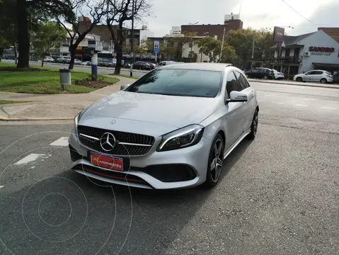 Mercedes Clase A Hatchback 250 Sport Aut usado (2017) color Gris Monolito precio u$s36.200