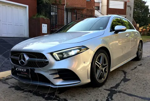 Mercedes Clase A Hatchback 250 AMG-Line Aut usado (2019) color Plata Polar precio u$s39.800