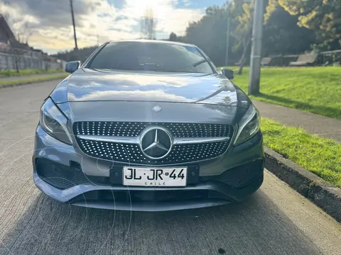 Mercedes Clase A Hatchback A200 d AMG Line usado (2018) color Gris precio $13.900.000