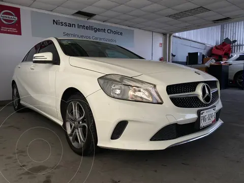 Mercedes Clase A Hatchback 200 CGI Style usado (2017) color Blanco precio $379,800