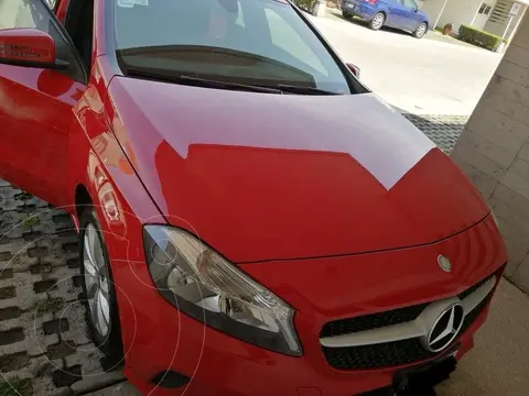 Mercedes Clase A Hatchback 200 CGI Style usado (2017) color Rojo Jupiter precio $258,000
