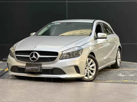 Mercedes Clase A Hatchback 200 CGI Aut usado (2017) color Plata precio $360,000