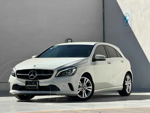 Mercedes Clase A Hatchback 200 CGI Urban Aut usado (2018) color Blanco financiado en mensualidades(enganche $75,800 mensualidades desde $5,912)