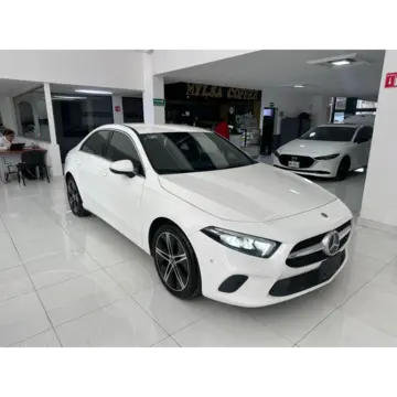 Mercedes Clase A Hatchback 200 Progressive usado (2022) color Blanco precio $450,000