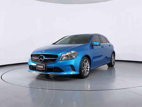 Mercedes Clase A Hatchback 200 CGI Style usado (2017) color Azul precio $367,999