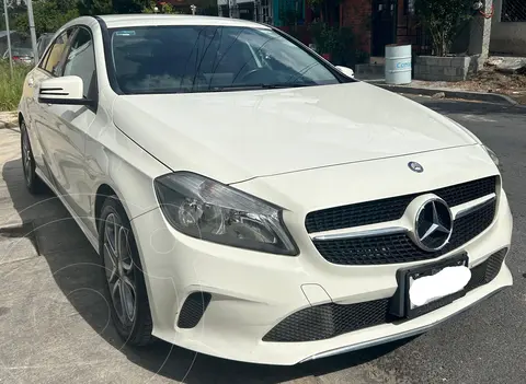 Mercedes Clase A Hatchback 200 Style usado (2017) color Blanco precio $260,000