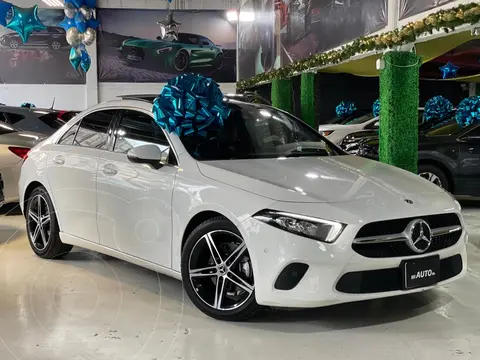 Mercedes Clase A Sedan 200 Progressive usado (2020) color Blanco Cirro financiado en mensualidades(enganche $240,000 mensualidades desde $15,403)