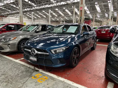 Mercedes Clase A Sedan 200 Progressive usado (2022) color Azul Universo financiado en mensualidades(enganche $213,500 mensualidades desde $18,300)