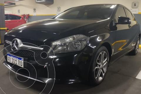 Mercedes Clase A 200 Progressive Aut usado (2017) color Negro Cosmos precio u$s20.500