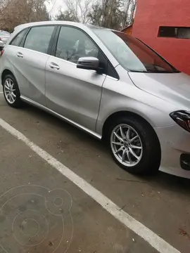 Mercedes Clase B 200 usado (2020) color Plata precio $20.900.000
