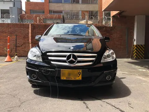 Mercedes Clase B 180 Aut usado (2012) color Negro precio $44.000.000