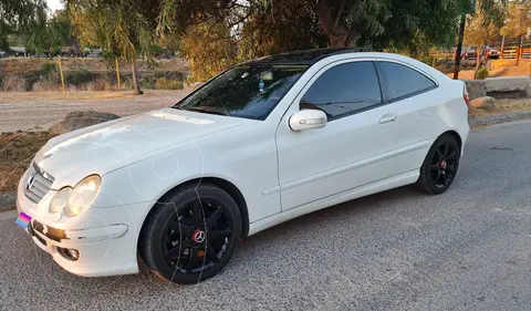 Mercedes Clase C Coupe C230 1.8 Aut usado (2008) color Blanco precio $6.800.000