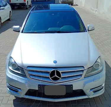 Mercedes Clase C Sedan 350 CGI Avantgarde Sport 3.5L Aut usado (2013) color Gris precio u$s29.500