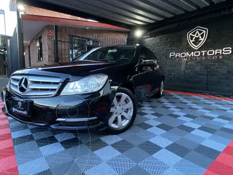 Mercedes Clase C Sedan 180 CGI Aut NAVI usado (2013) color Negro precio $199,900
