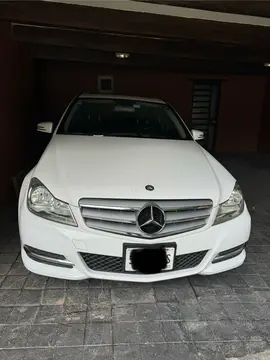 Mercedes Clase C Sedan 200 CGI Exclusive Aut usado (2013) color Blanco precio $199,000