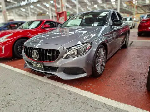 Mercedes Clase C Sedan 180 Aut usado (2018) color Rojo financiado en mensualidades(enganche $110,000 mensualidades desde $11,800)