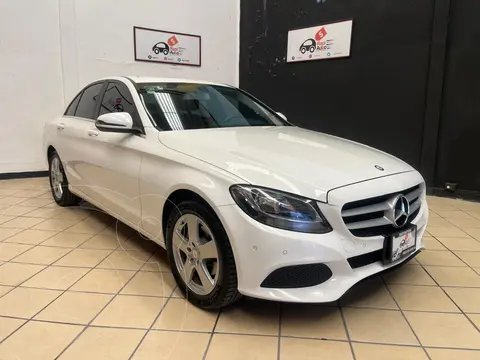 Mercedes Clase C Sedan 180 CGI usado (2017) color Blanco Calcita   financiado en mensualidades(enganche $76,048 mensualidades desde $11,439)