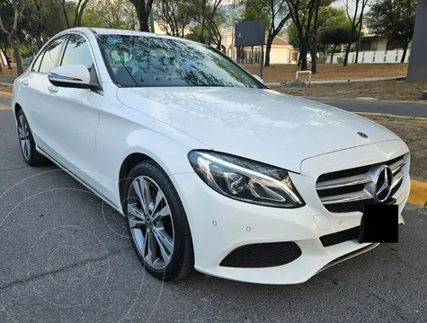 Mercedes Clase C Sedan 200 CGI Sport Aut usado (2018) color Blanco Calcita   financiado en mensualidades(enganche $60,000)