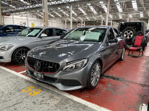 Mercedes Clase C Sedan 180 Aut usado (2018) color Gris financiado en mensualidades(enganche $88,000 mensualidades desde $5,800)