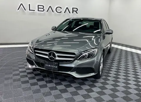 Mercedes Clase C Sedan 180 CGI usado (2018) color Gris financiado en mensualidades(enganche $143,970)