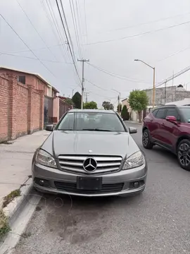 Mercedes Clase C Sedan 180 Aut usado (2011) color Gris precio $110,000