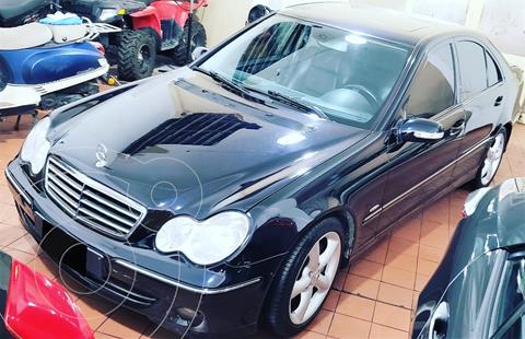 foto Mercedes Clase C Sedán 230 Elegance Aut V6 usado (2006) precio u$s10.500