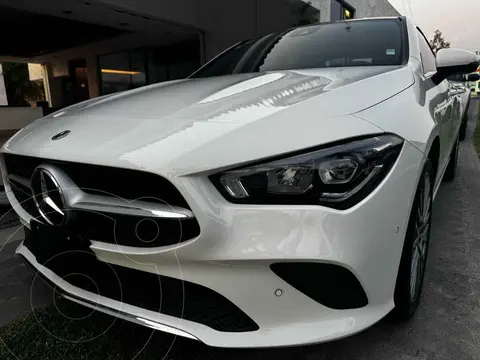 Mercedes Clase CLA 200 Progressive usado (2023) color Blanco precio $728,000
