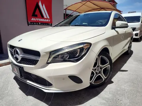 Mercedes Clase CLA 200 CGI usado (2018) color Blanco financiado en mensualidades(enganche $71,800 mensualidades desde $9,138)