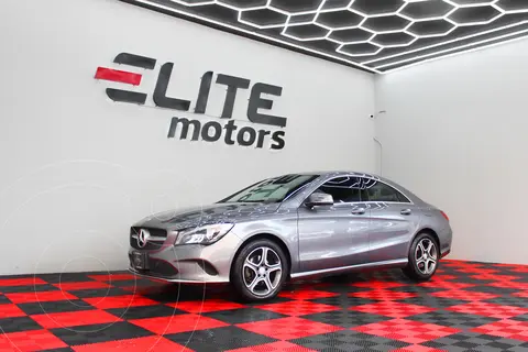 Mercedes Clase CLA 200 CGI Sport usado (2017) color Gris Montana precio $319,900