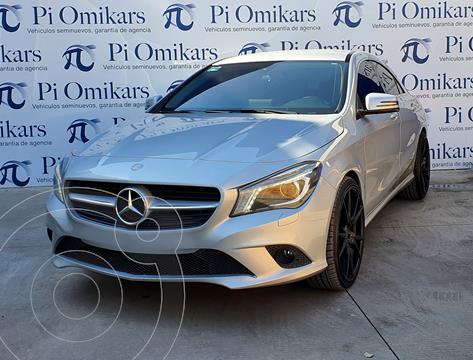 Mercedes Clase CLA 200 Sport usado (2016) color Plata Dorado precio $320,000