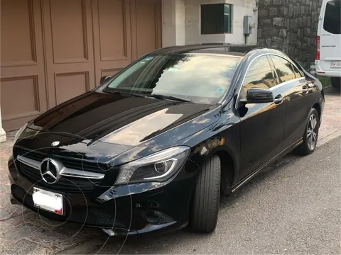 Mercedes Clase CLA 180 CGI usado (2016) color Negro Noche precio $245,000