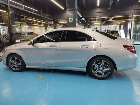 Mercedes Clase CLA 200 CGI Sport usado (2017) color plateado precio $397,000