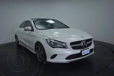 Mercedes Clase CLA 200 CGI Sport usado (2018) color Blanco precio $424,536
