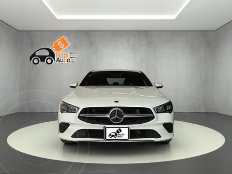 Mercedes Clase CLA 200 Progressive usado (2020) color Blanco Cirro financiado en mensualidades(enganche $146,415 mensualidades desde $13,185)