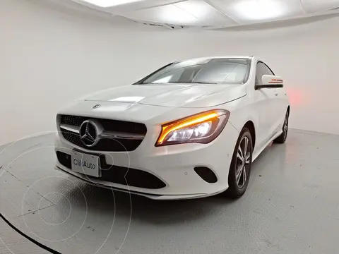 Mercedes Clase CLA 200 CGI usado (2019) color Blanco precio $400,000