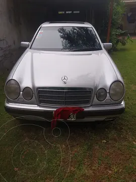 Mercedes Clase E Sedan 320 Elegance Aut usado (1997) color Gris precio u$s8.000