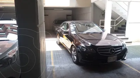 Mercedes Clase E Sedan 200 CGI Exclusive usado (2014) color Negro Obsidiana precio $350,000