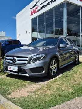 Mercedes Clase GLA GLA 250  4MATIC AMG usado (2017) color Gris precio u$s26.300