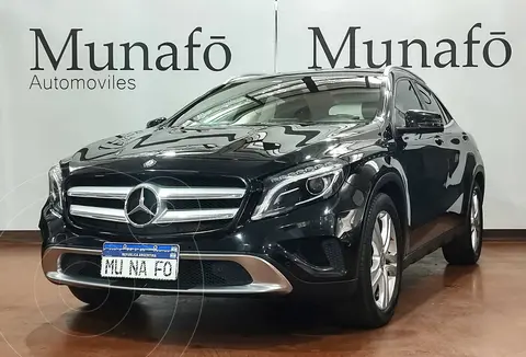 Mercedes Clase GLA GLA 200  4MATIC URBAN usado (2017) color Negro precio u$s35.000