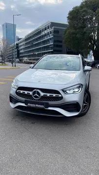 Mercedes Clase GLA GLA 250  4MATIC URBAN usado (2021) color Gris precio u$s63.900