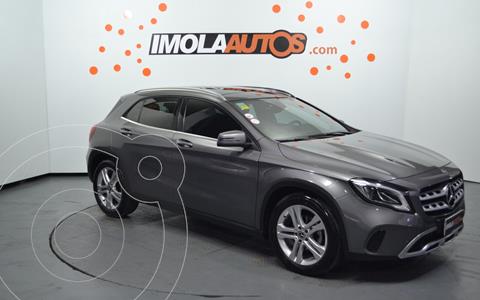 Mercedes Clase GLA 200 Urban Aut usado (2017) color Gris precio $5.000.000
