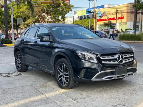 Mercedes Clase GLA 200 CGI Sport Aut usado (2019) color Negro precio $460,000