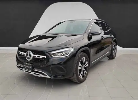 Mercedes Clase GLA 200 Progressive usado (2022) color Negro precio $729,900