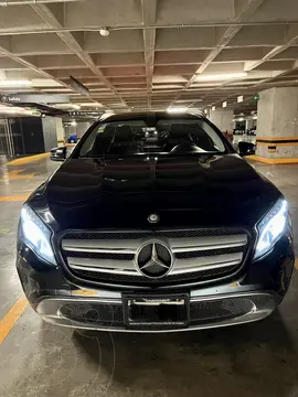 Mercedes Clase GLA 200 Sport Aut usado (2017) color Negro precio $347,000