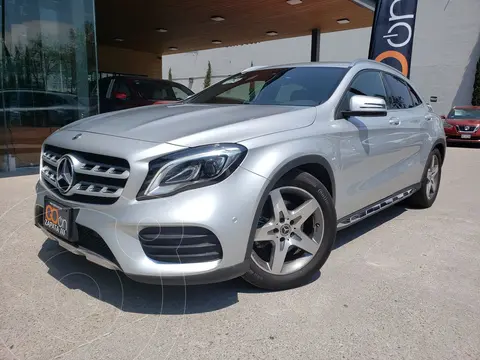 Mercedes Clase GLA 250 Sport 4MATIC usado (2020) color plateado precio $370,000