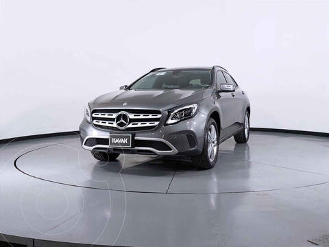 Mercedes Clase GLA 200 CGI usado (2020) color Gris precio $583,999